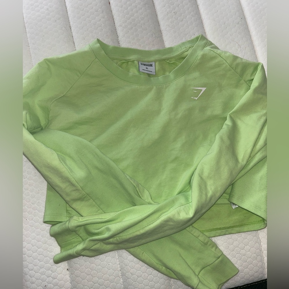 XL Gymshark Crewneck